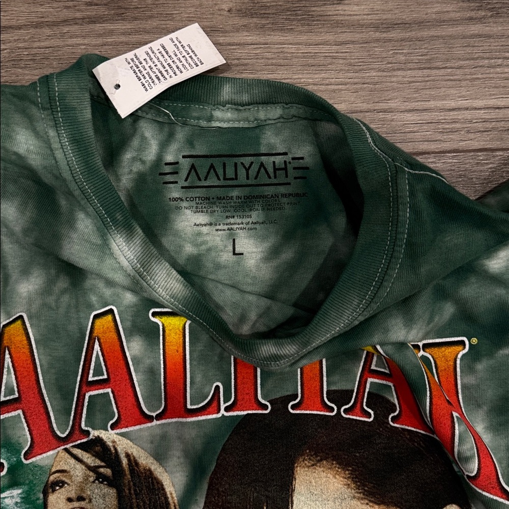 Aaliyah Princess Of R&B Black Green Tye Dye Tee Men’s Size Large - Picture 3 of 4